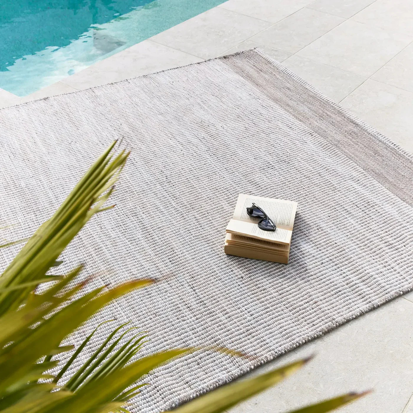 Bellbrae Grey Outdoor Rug