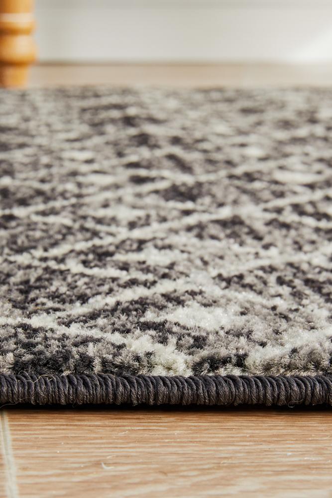 Bermagui Black Runner Rug