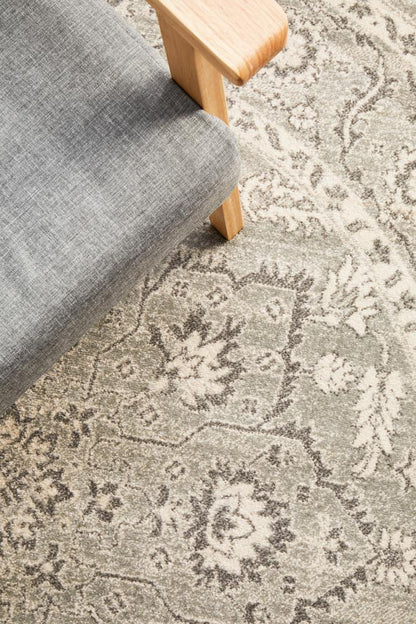 Bermagui Platinum Silver Round Rug