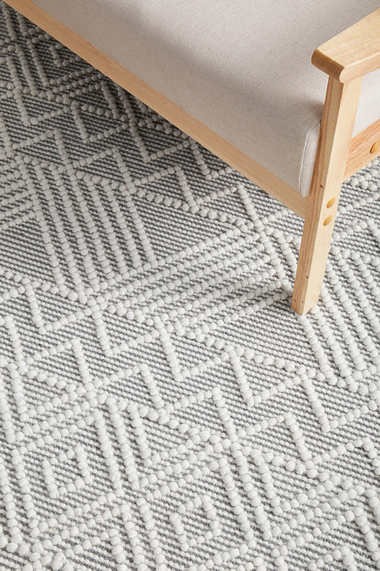 Hepburn Paperbark Silver Rug