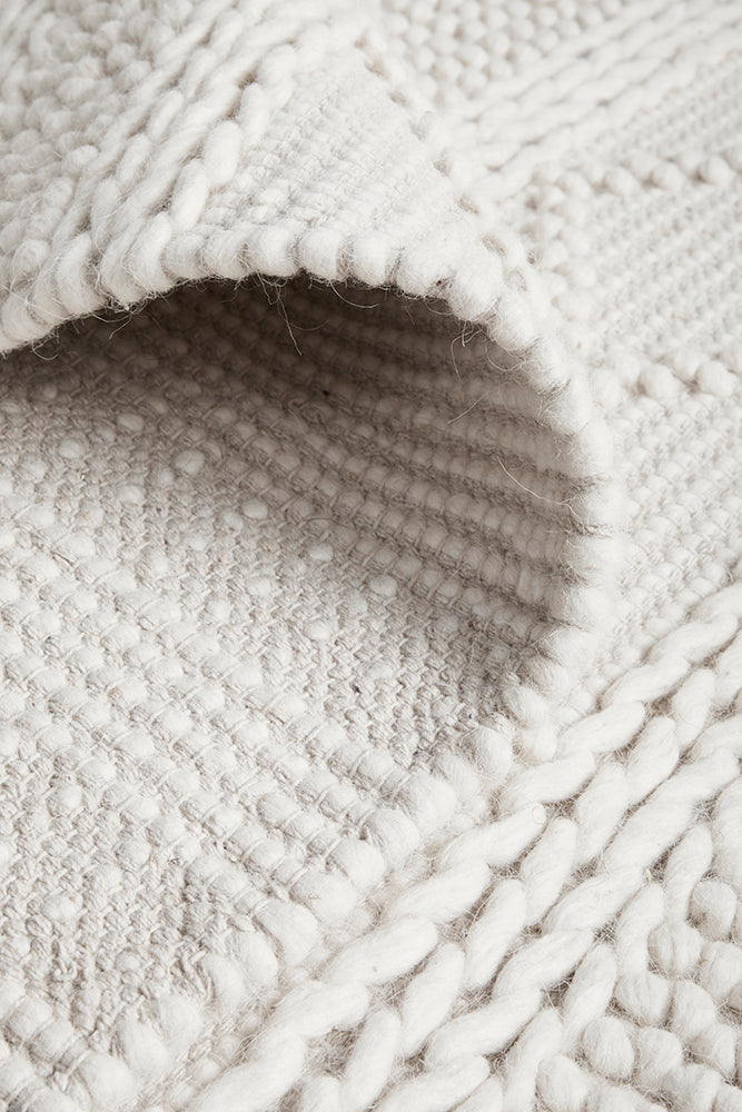 Hepburn Flax Silver Rug