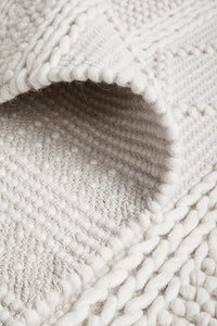 Hepburn Flax Silver Rug