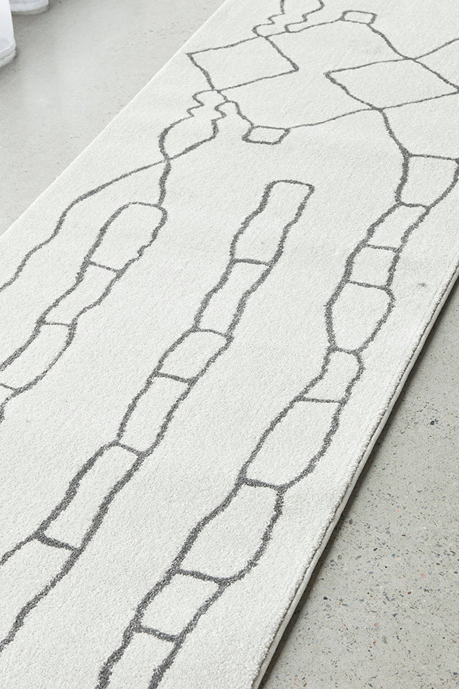 Wategos Ash Grey Runner Rug
