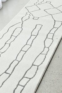Wategos Ash Grey Runner Rug