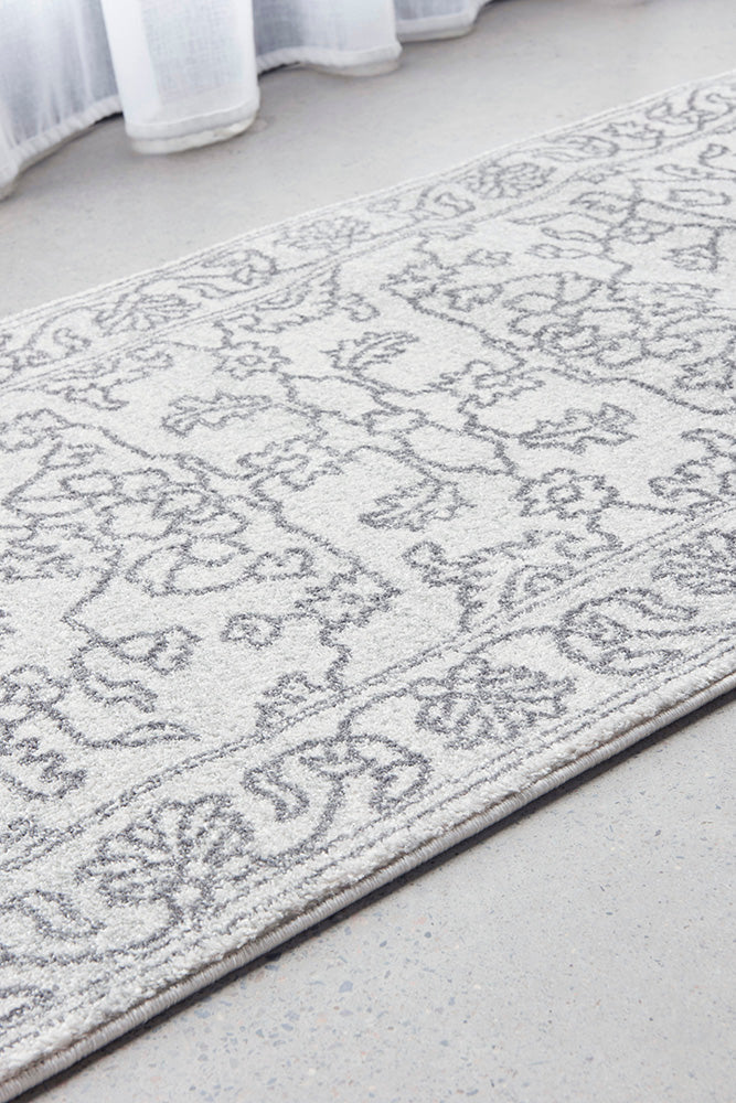 Wategos Bracken Silver Runner Rug
