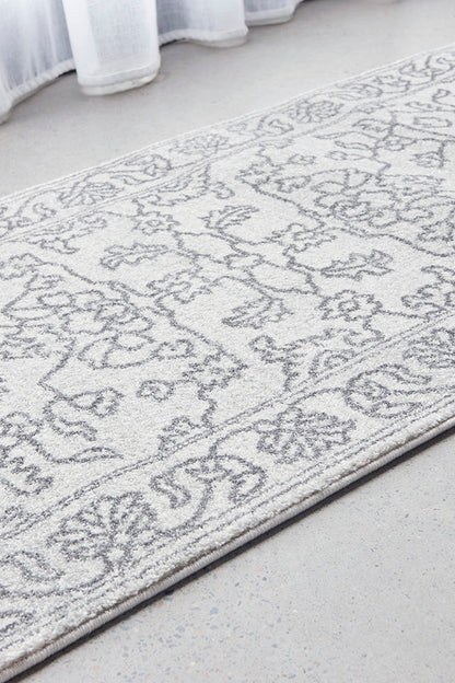 Wategos Bracken Silver Runner Rug
