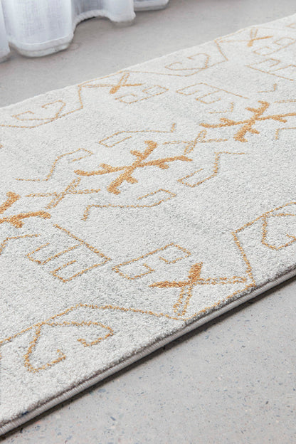 Wategos Gold Runner Rug