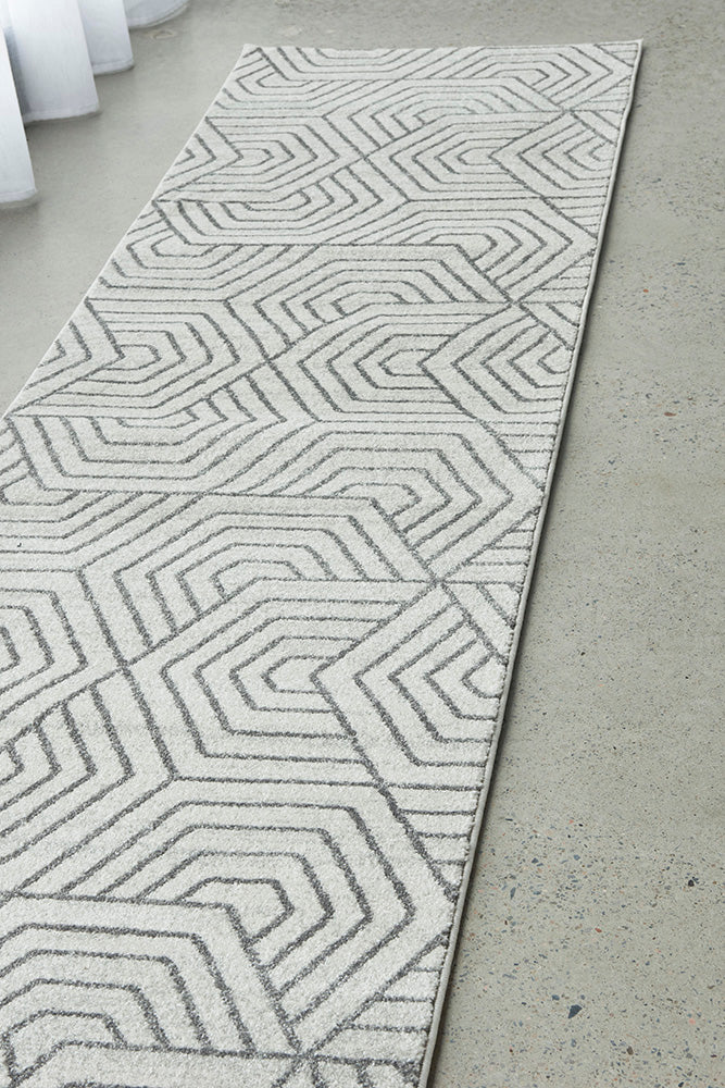 Wategos Wheatgrass Silver Runner Rug