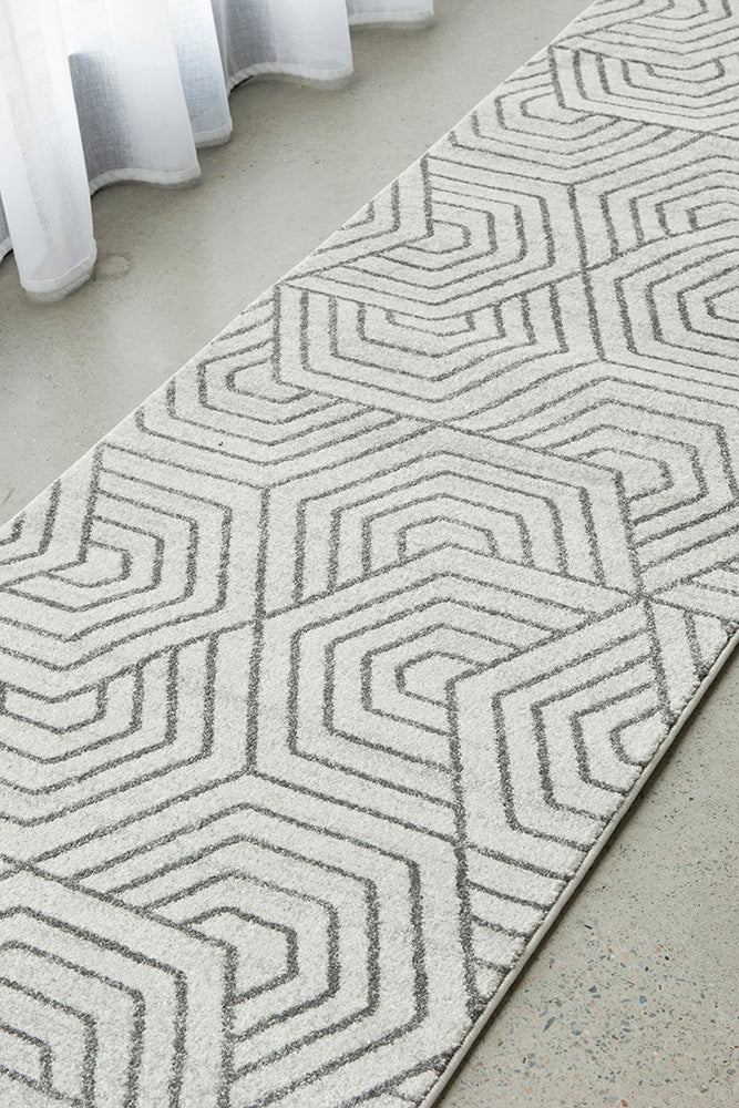 Wategos Wheatgrass Silver Runner Rug