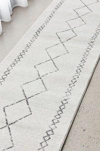 Wategos Natural Runner Rug